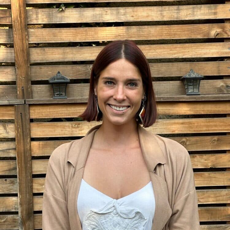 Daniela Mahave Cornejo - consulta 5