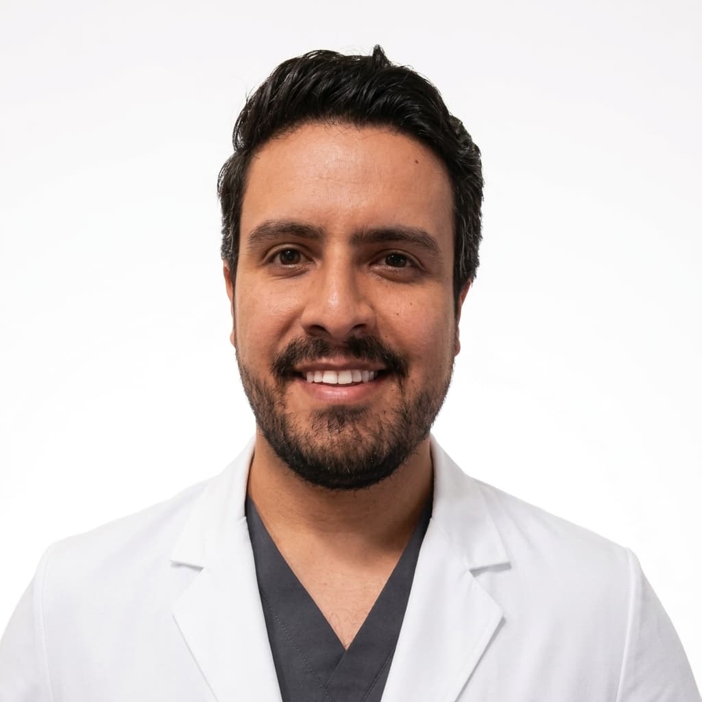 Dr. Edgardo Andrés Gómez Sanzana, Médico Salud Mental — ConectaMente