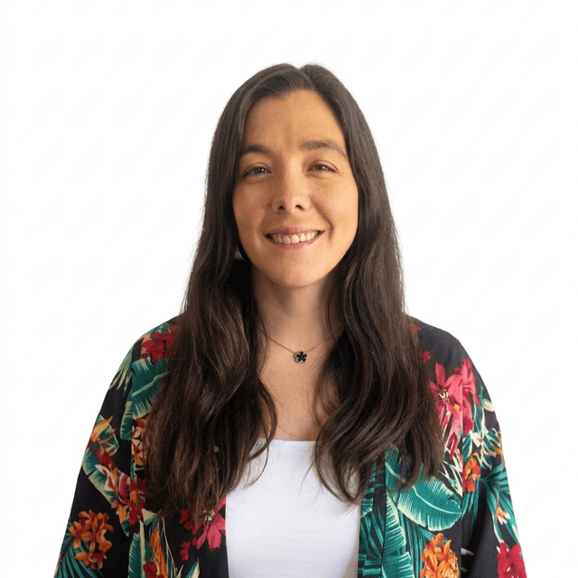 María Eliana Molina Correa, Psicología Clínica · Universidad del Desarrollo en Lo Barnechea — ConectaMente