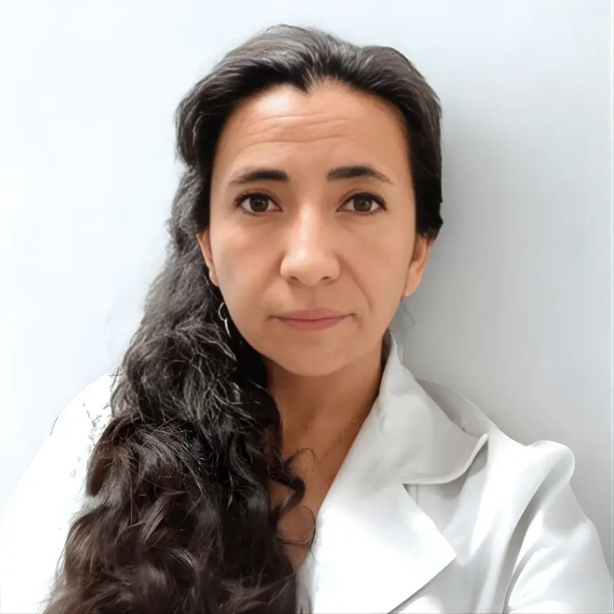 Dra. Patricia López Muñoz, Psiquiatra — ConectaMente